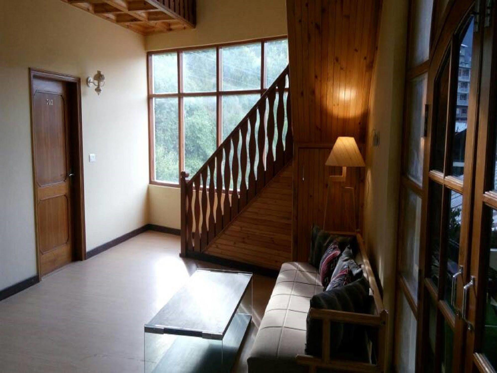 Bravia Hotel Manali Inn Екстер'єр фото